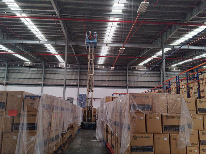 Quét mạng nhện nhà xưởng