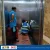 Đánh bóng inox thang máy